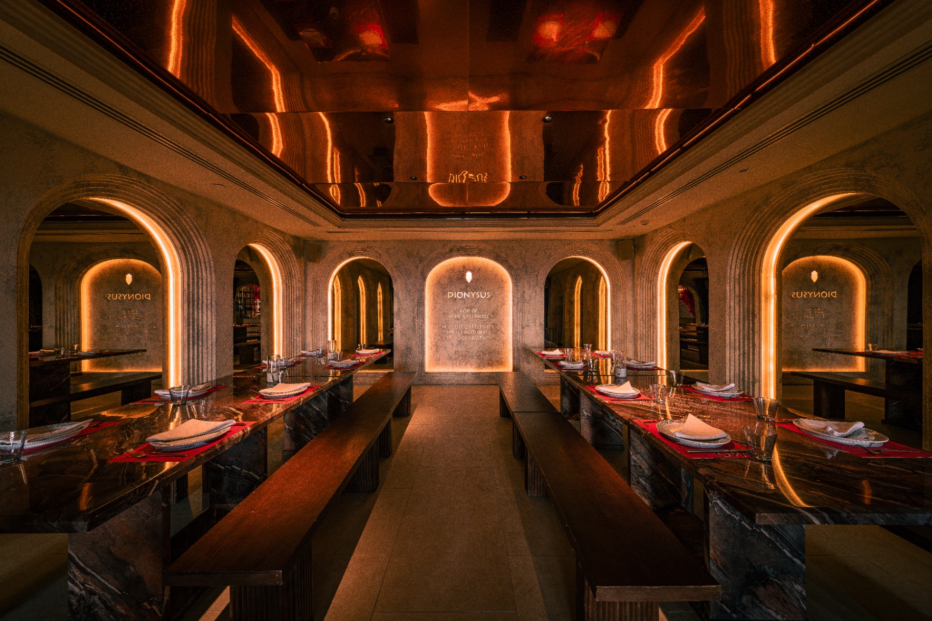 Dionysus private dining hall in onyx and arches